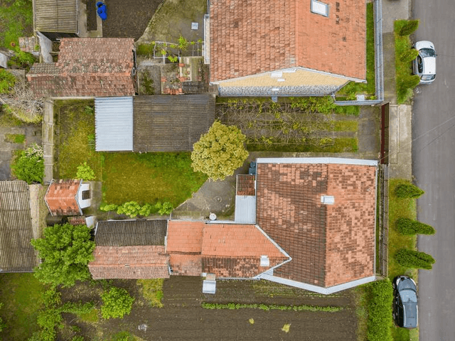 Kompletno renovirana, prizemna kuća u Kaću