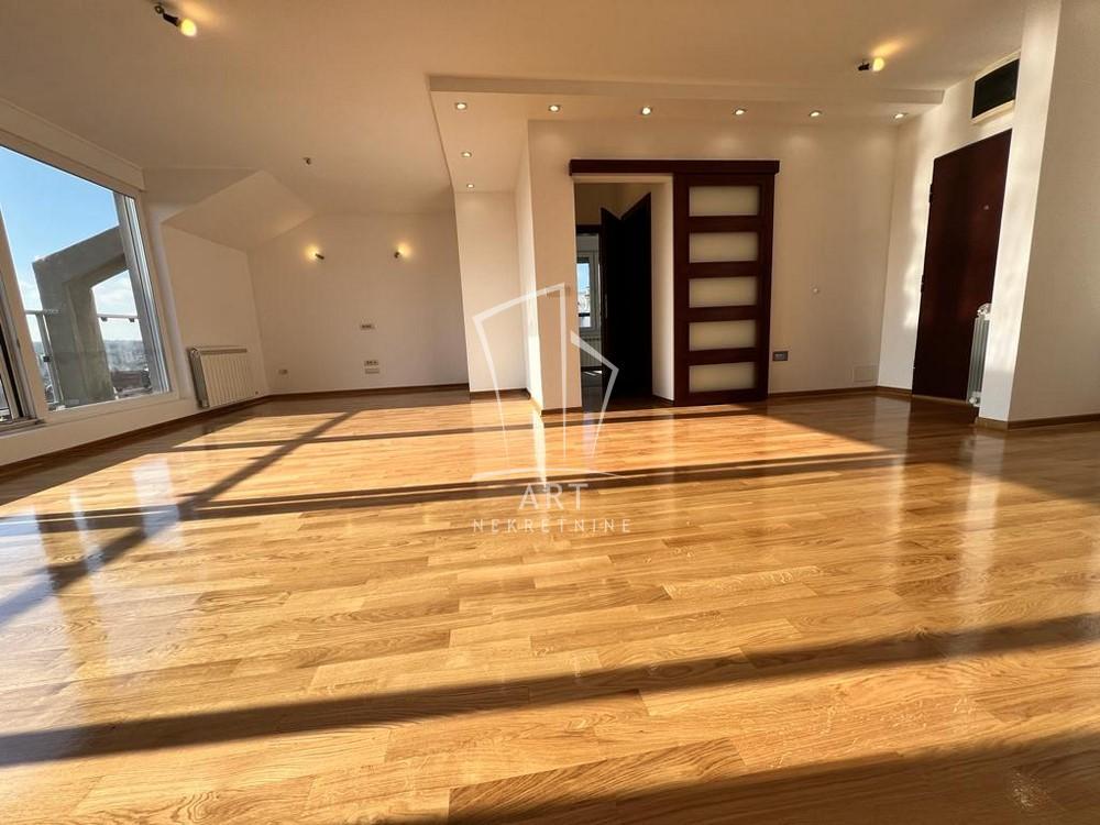 Lekino brdo, odličan duplex 135m2 ID#7143