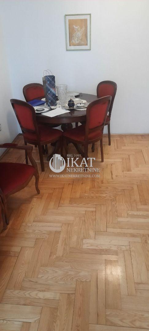 Kuća Ugrinovci 200m2, kompletno renovirana ID#3801