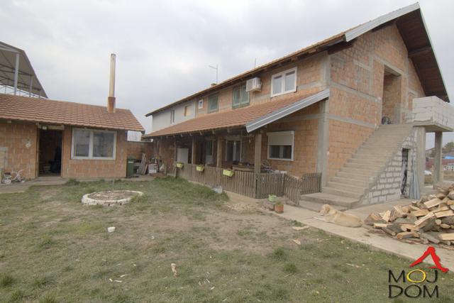 Kuca,RUMENKA,RUMENKA,kv: 230, € 175100, ID: 3002902