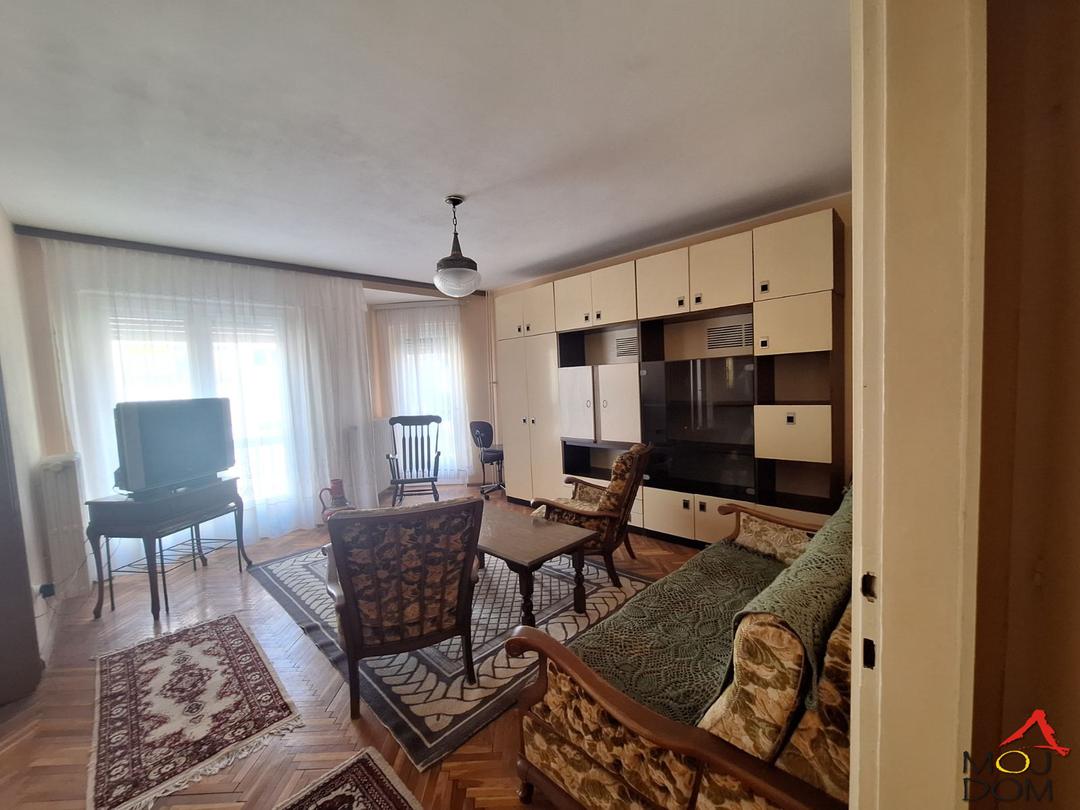 Stan,NOVI SAD,CENTAR,kv: 70, € 550, ID: 9104378