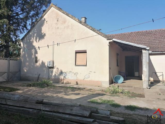 Kuca,ŽABALJ,CENTAR,kv: 82, € 72100, ID: 3004034