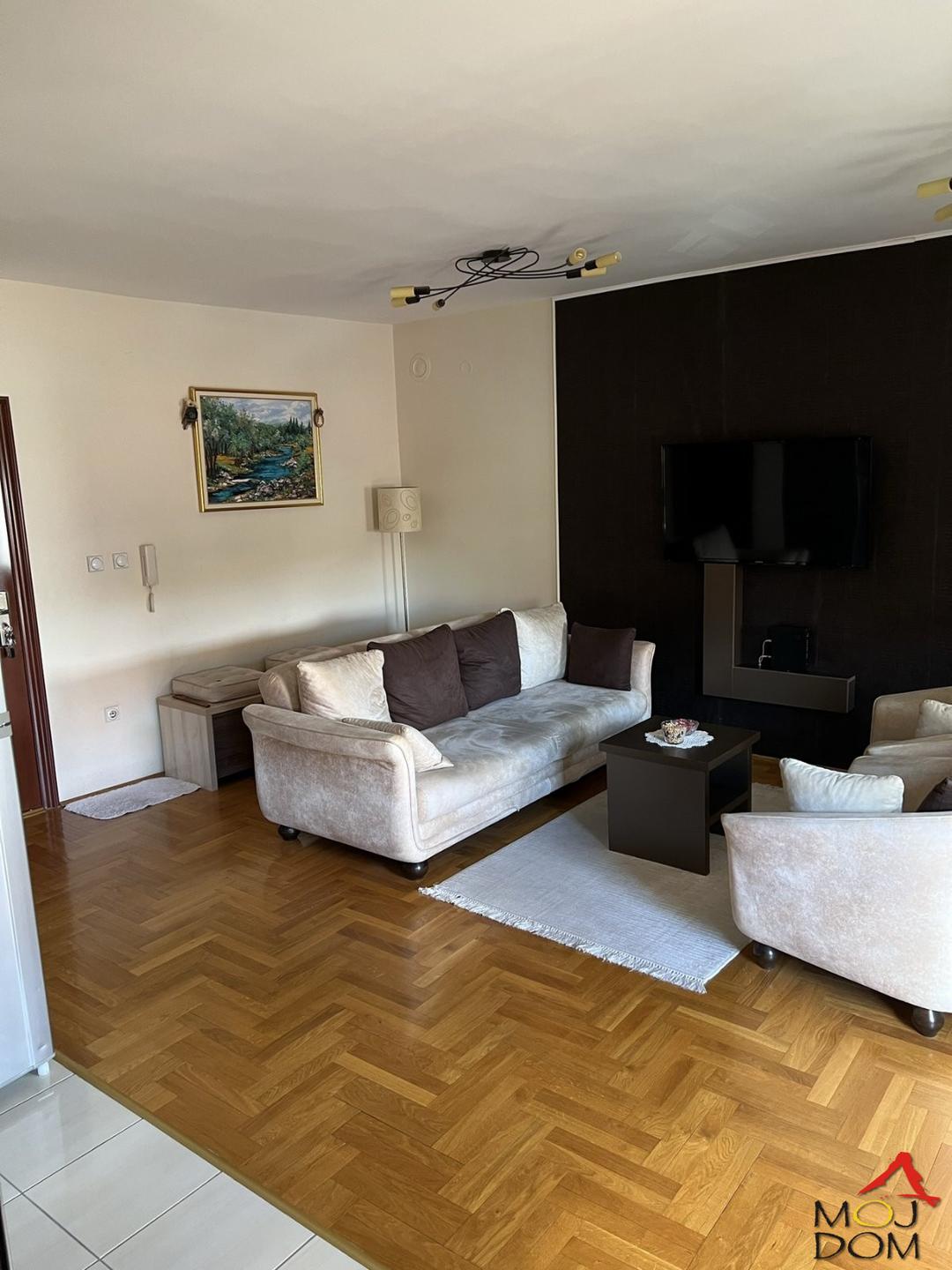 Stan,NOVI SAD,SOCIJALNO,kv: 89, € 160600, ID: 1005588