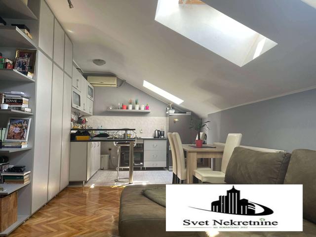 Stan,NOVI SAD,CENTAR,kv: 77.00, € 147300, ID: 1038757