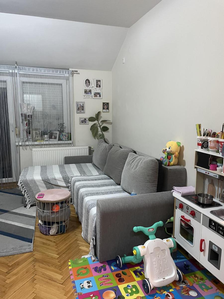 Stan,NOVI SAD,BULEVAR,kv: 40.00, € 123600, ID: 1039677