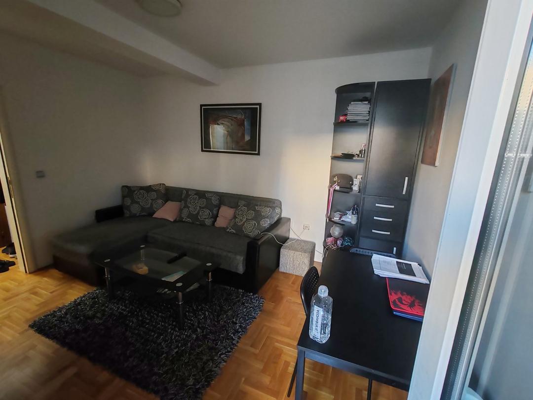 Stan,NOVI SAD,PODBARA,kv: 24.00, € 77250, ID: 1040058